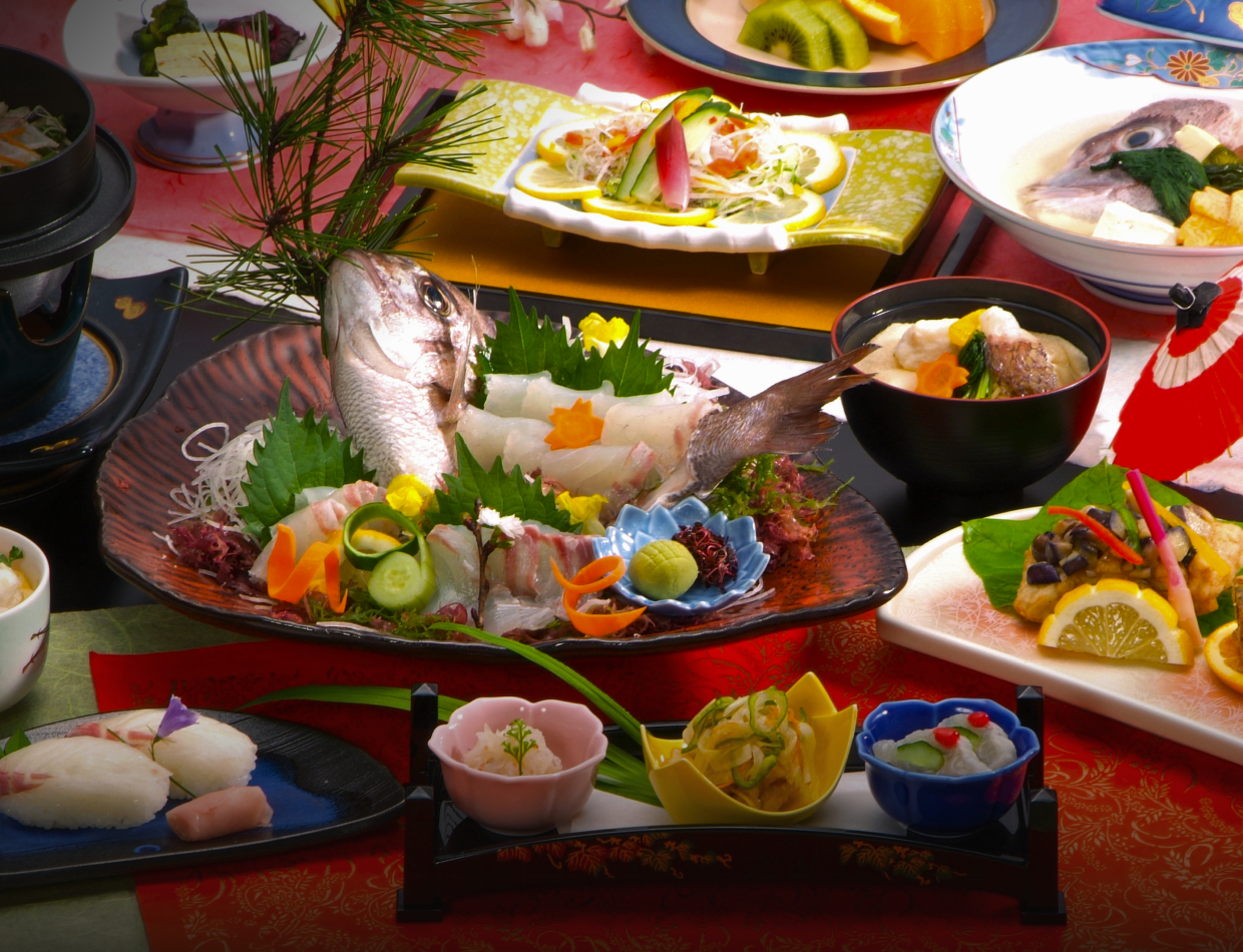 四季の食材を味わう会席料理